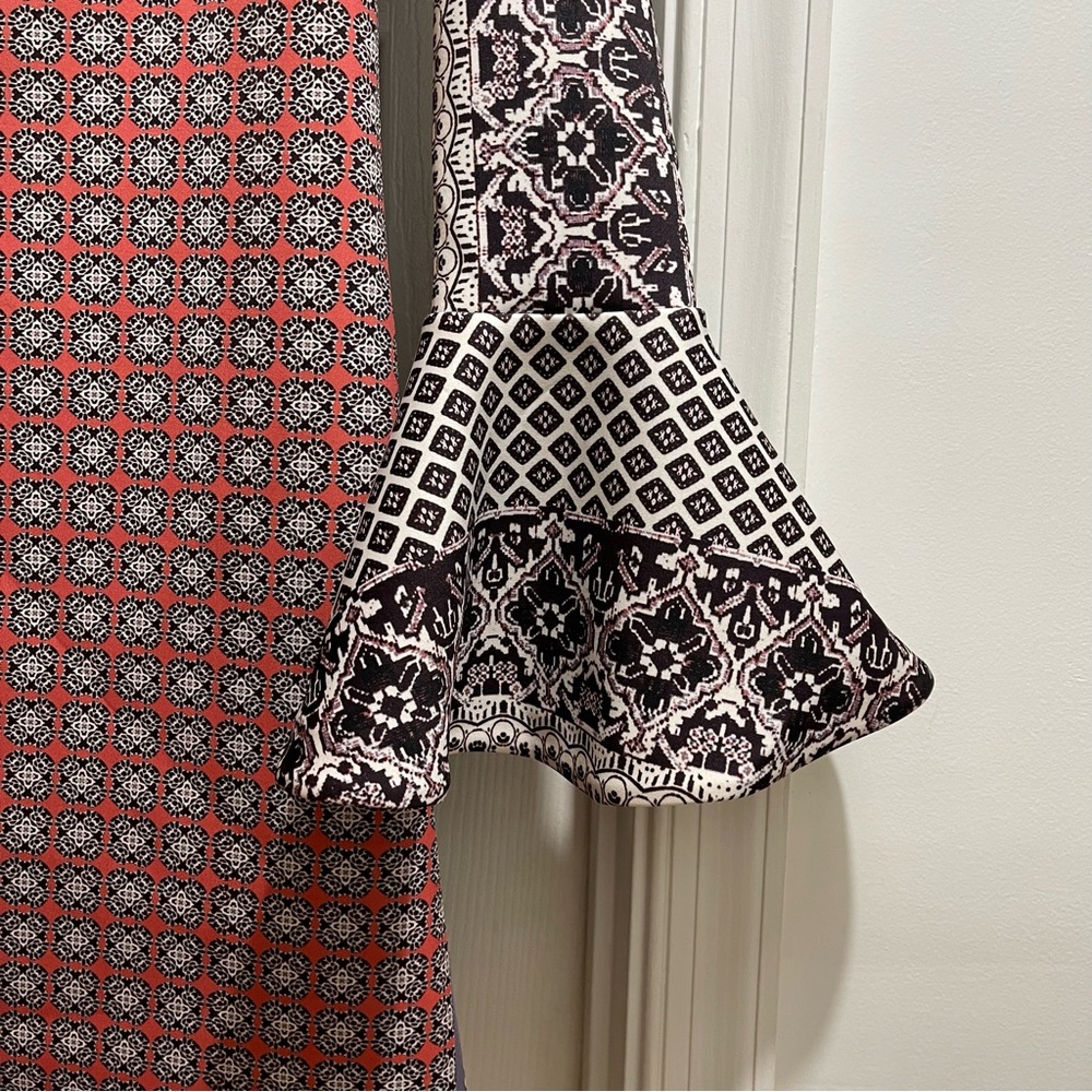 Elegant Multicolor Patterned Dress - Picture 5 of 7